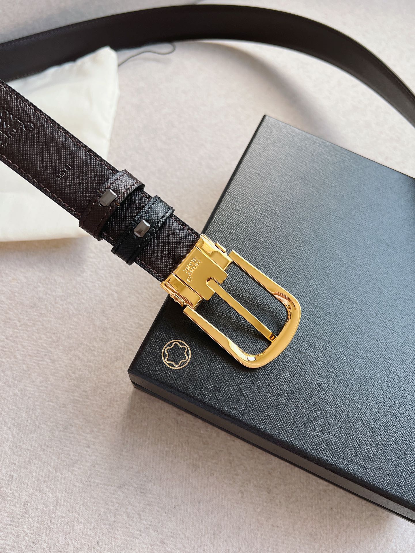 P1P36A52 Popular High quality belt With full package