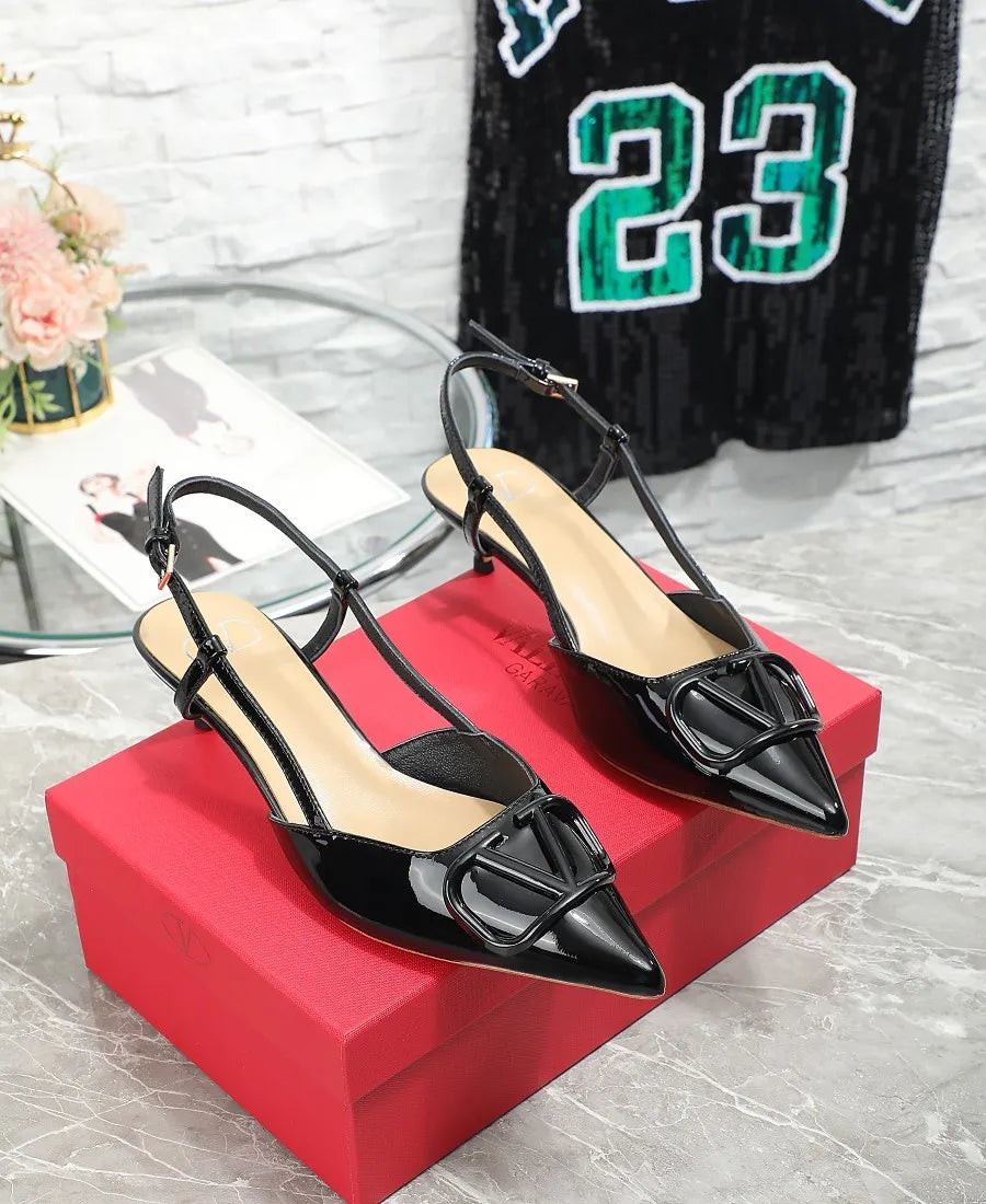 Z2R45VL18 Popular leather  High heels