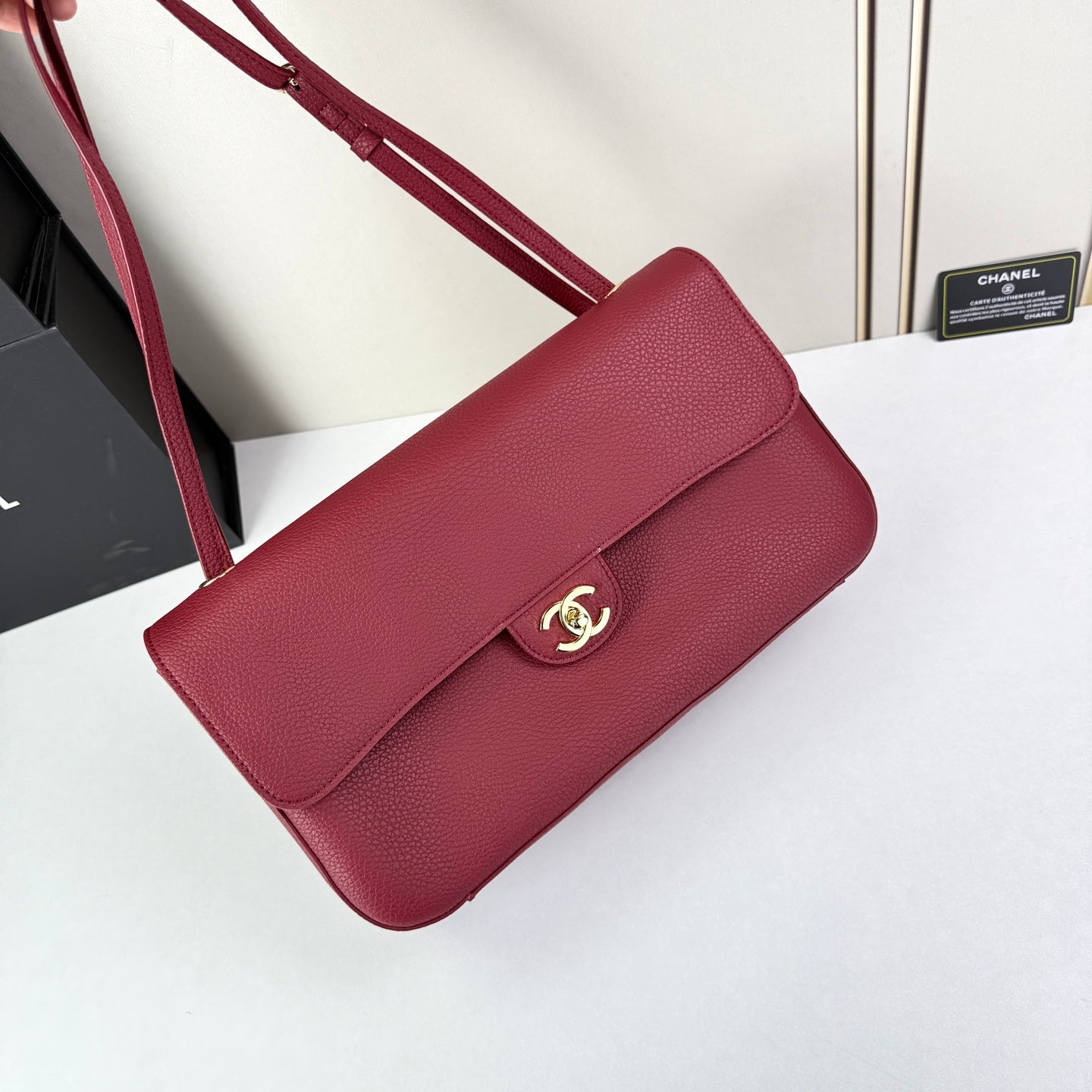 B1R76C35 Popular leather bag