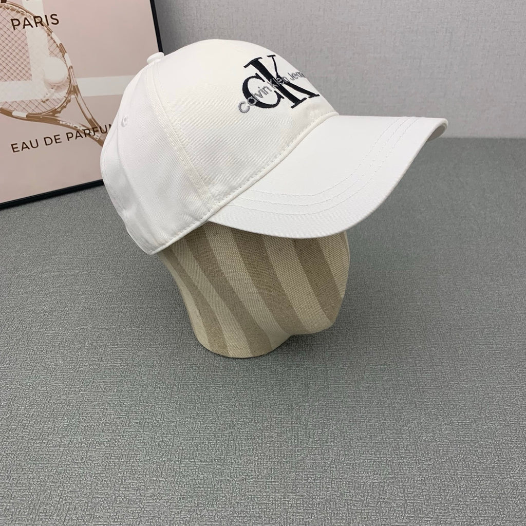 M1P45A573 Popular  hats