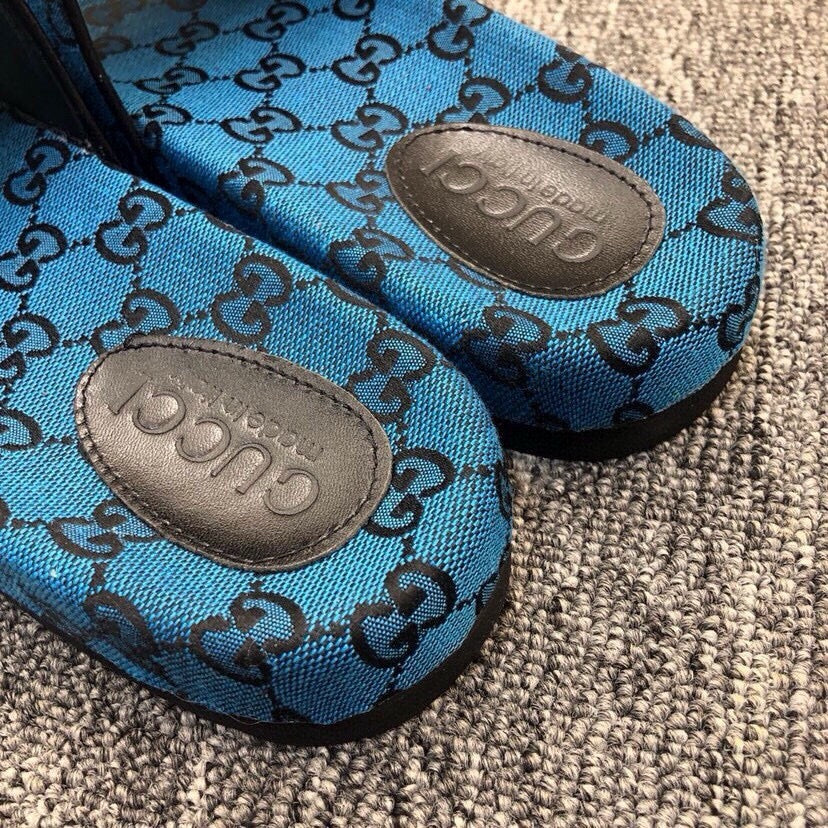 Z5R76B3 Popular Slippers