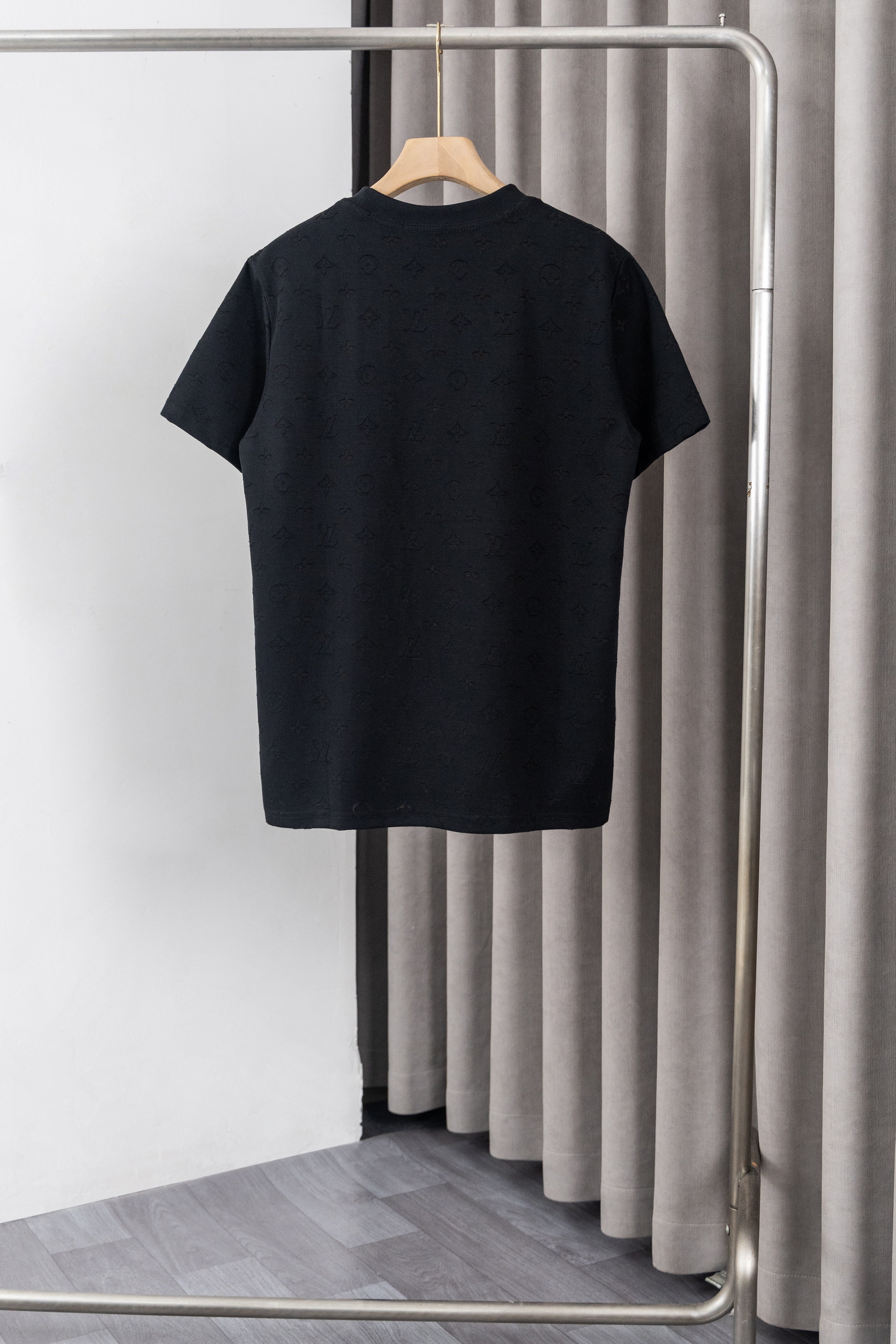 U1P36E132 Popular T-shirts