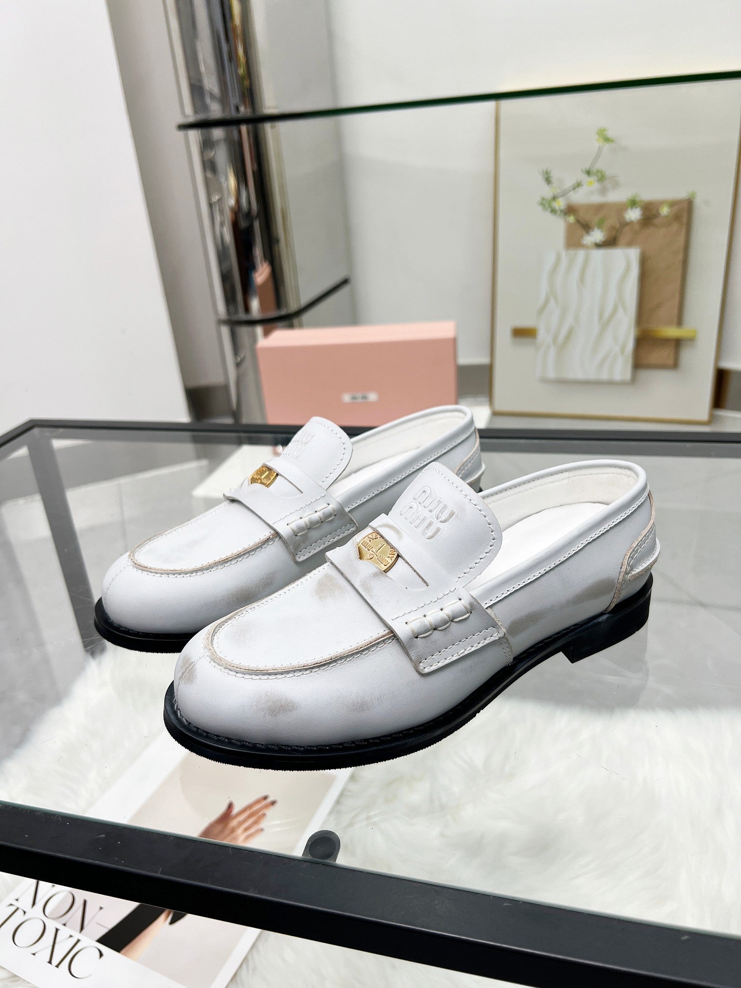Z2P36A51 Popular high-quality leather Shoes