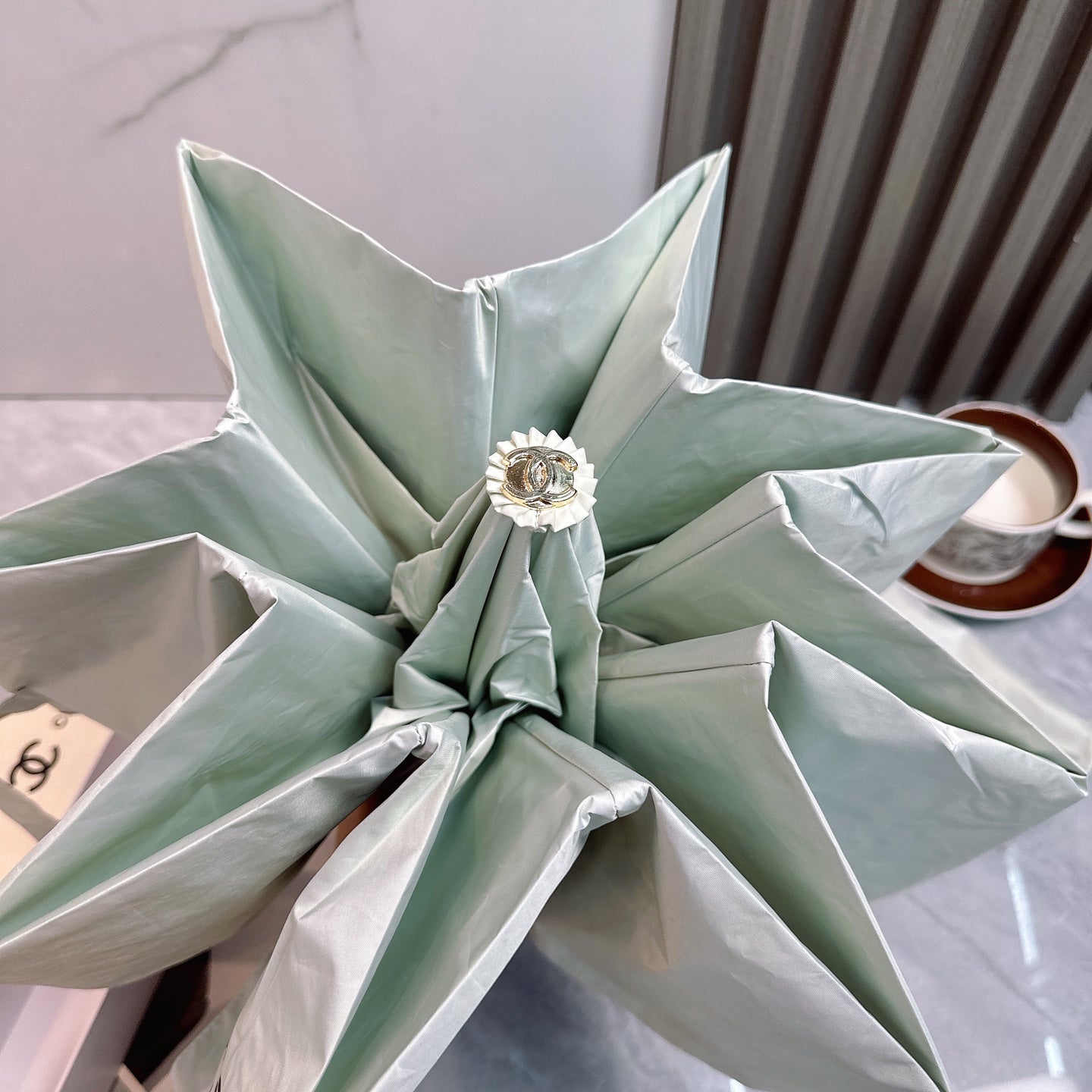 J1R85C114 Popular UV resistant umbrella