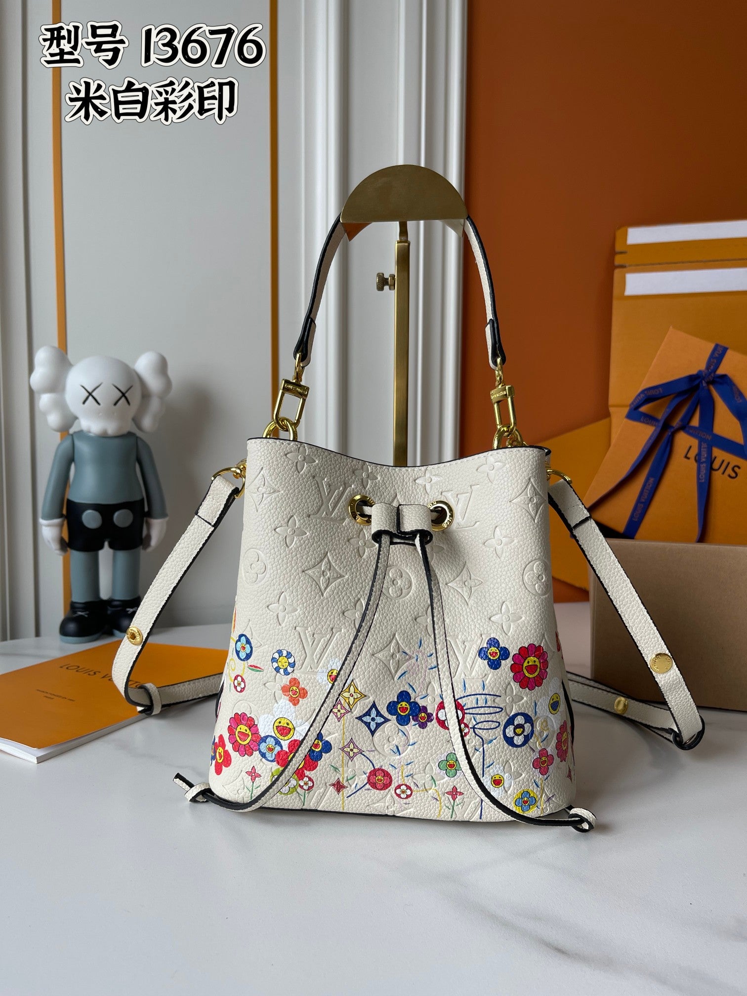 B1R15E33  Popular   leather bag
