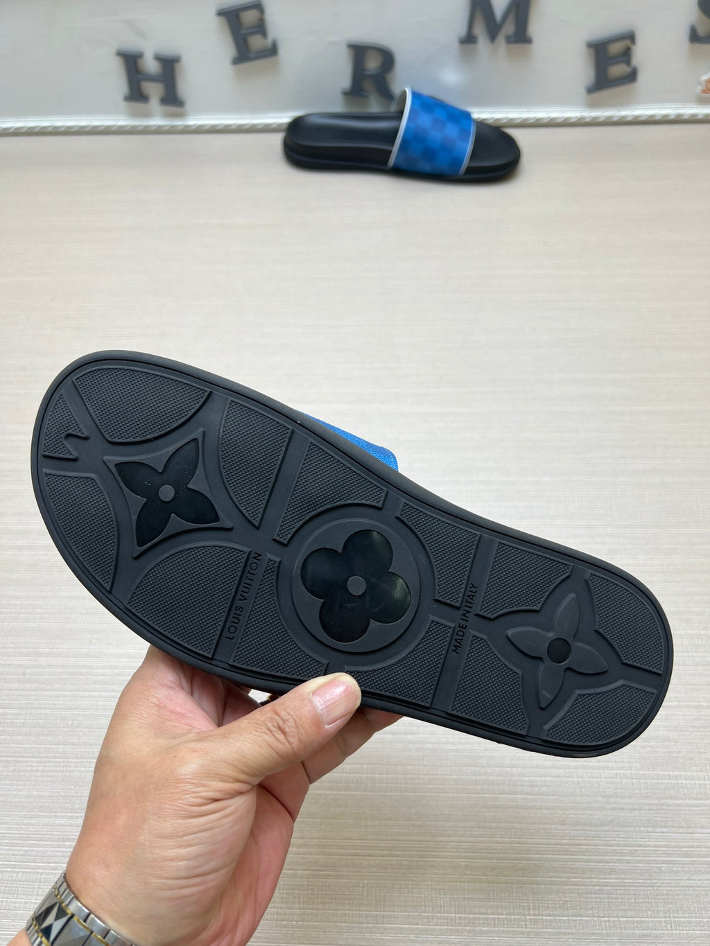 Z5ZE69 Popular slippers