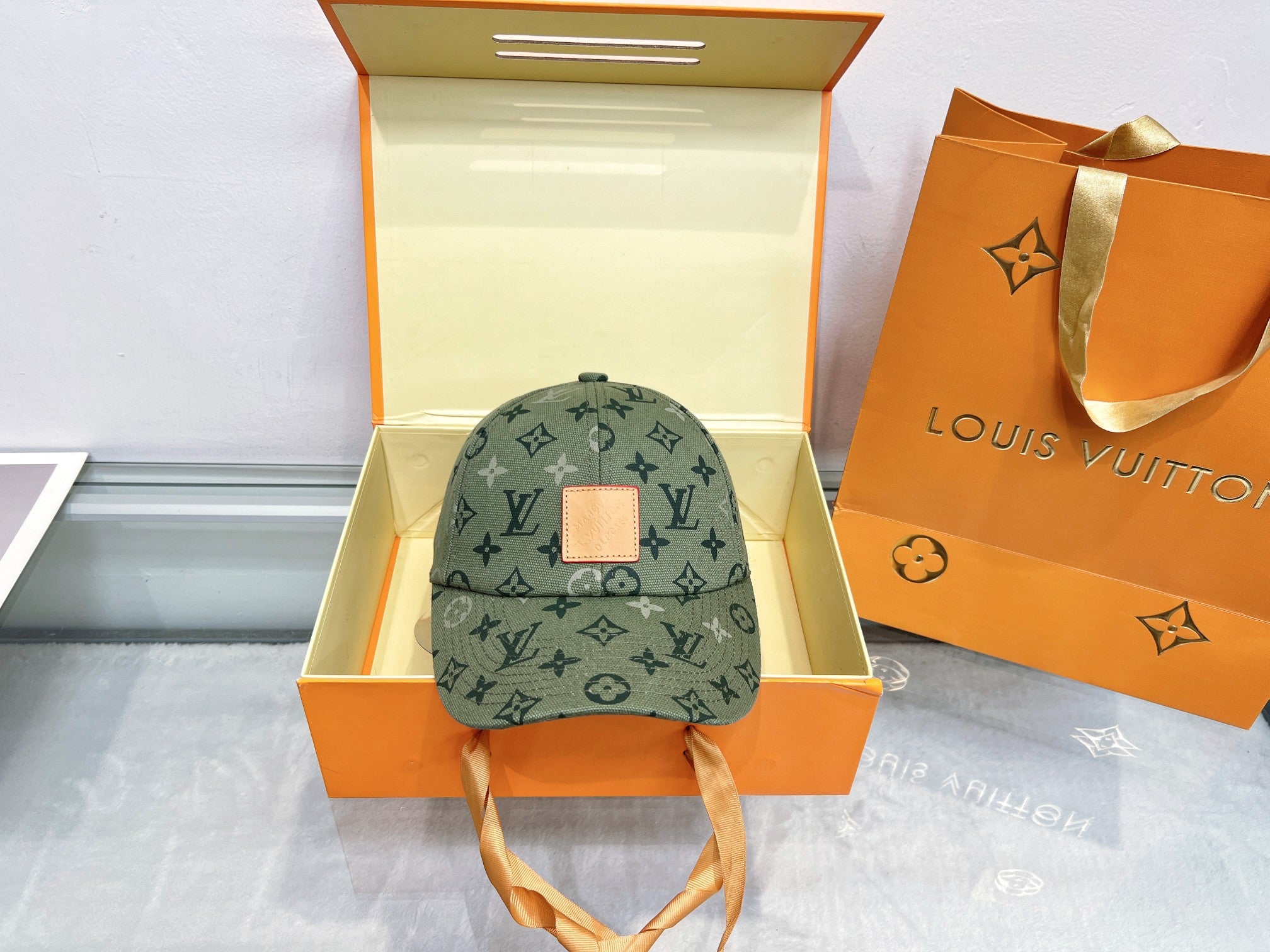 M1X36E20 Popular hats