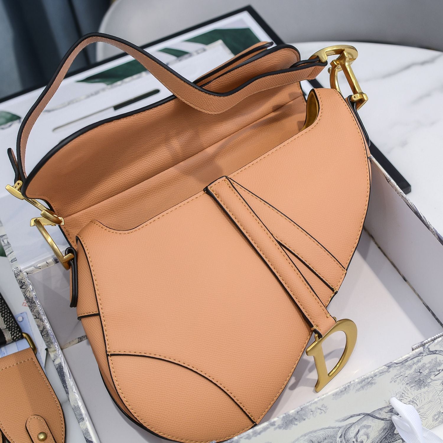 B5X111D15 Popular  leather bag 
