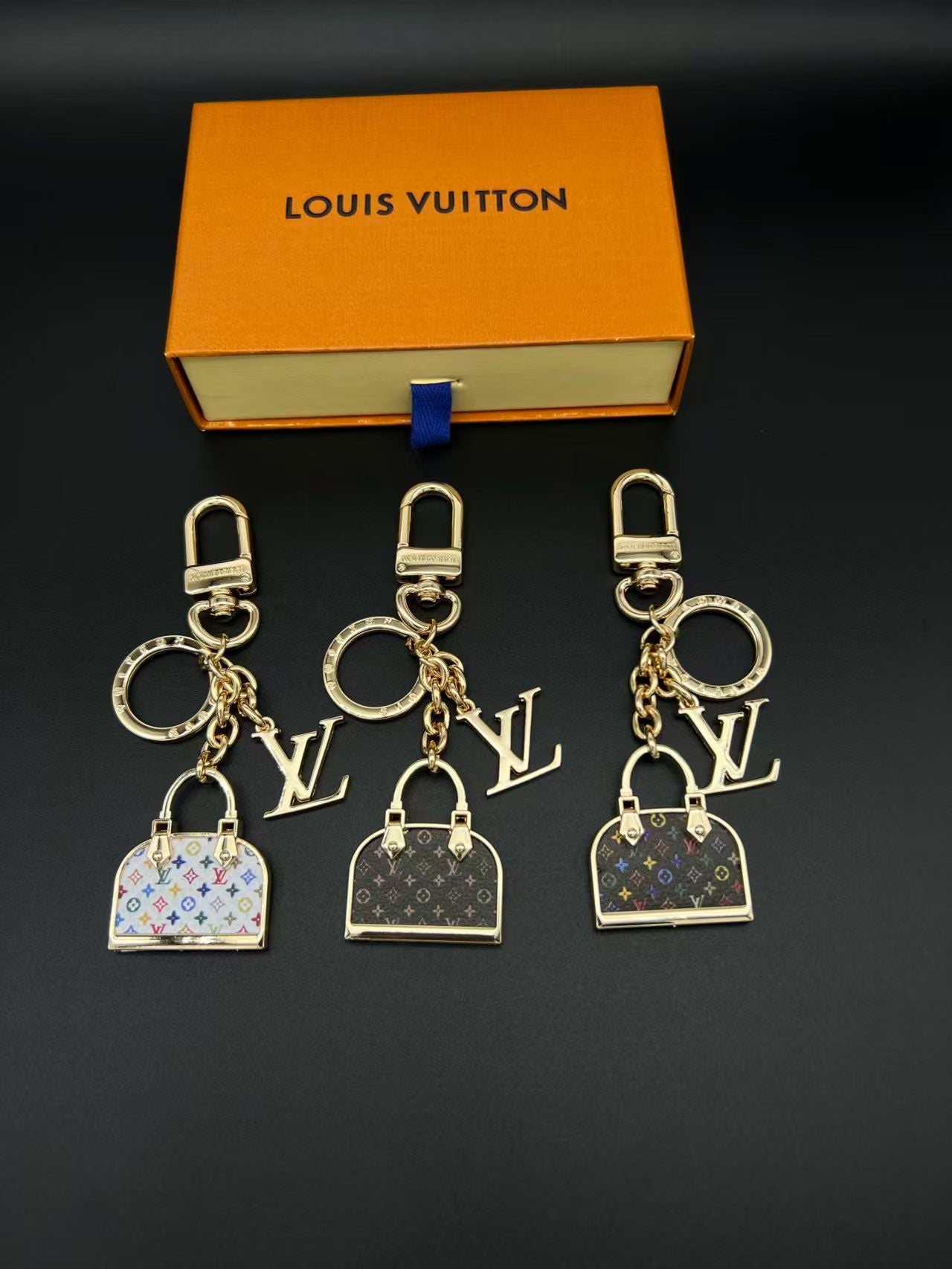 A1R76E80 Popular bag 's charms accessories