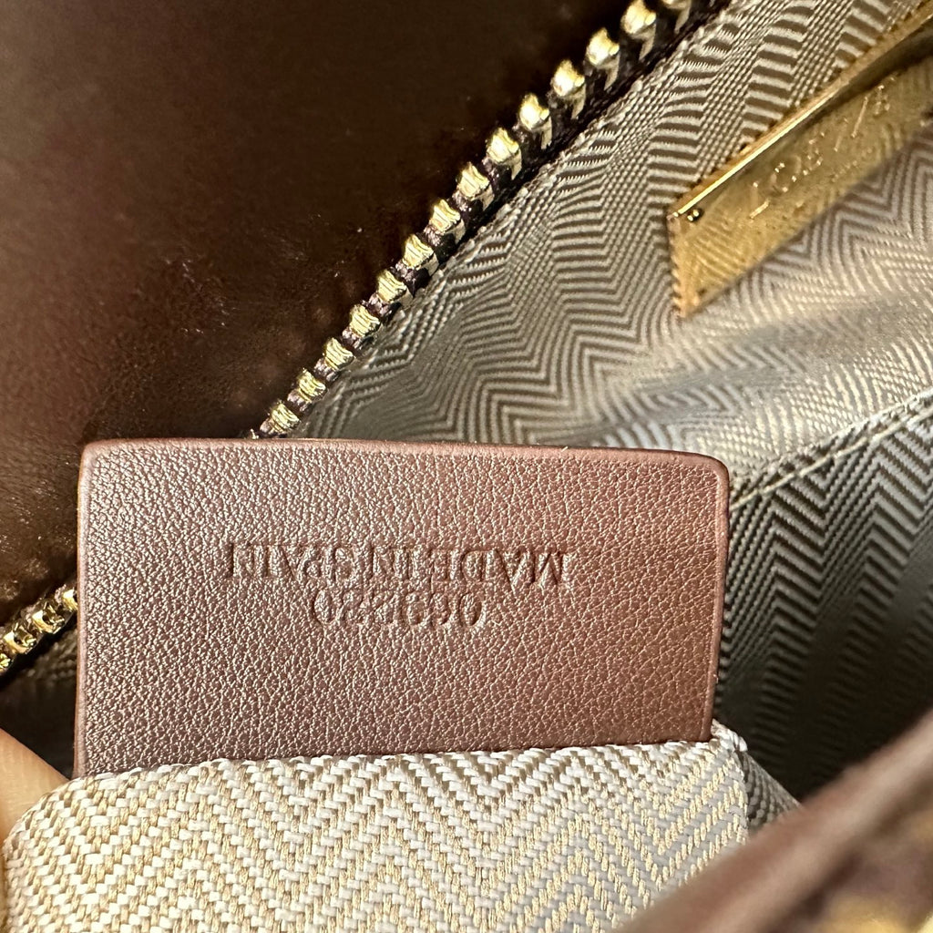 B1R46A9 Popular leather bag