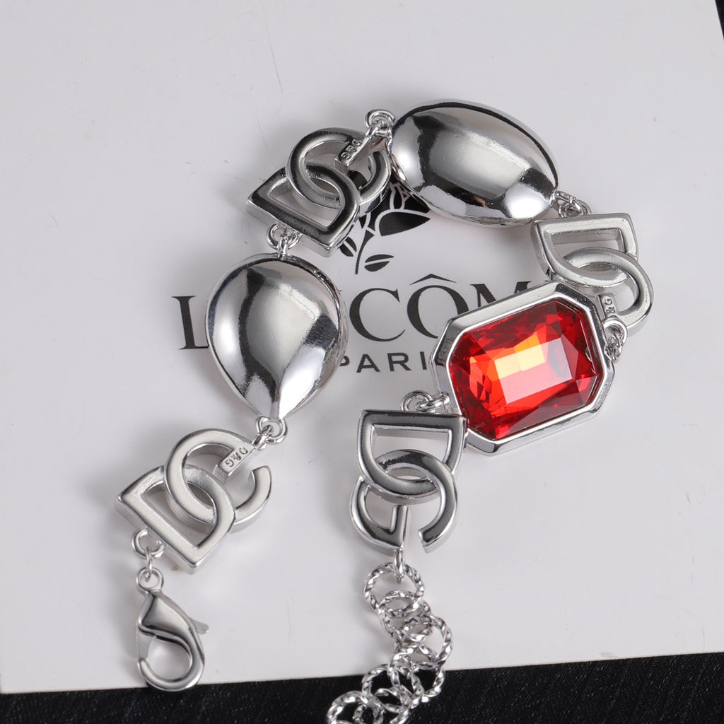 X1R75A7X Popular   Necklaces . Bracelets