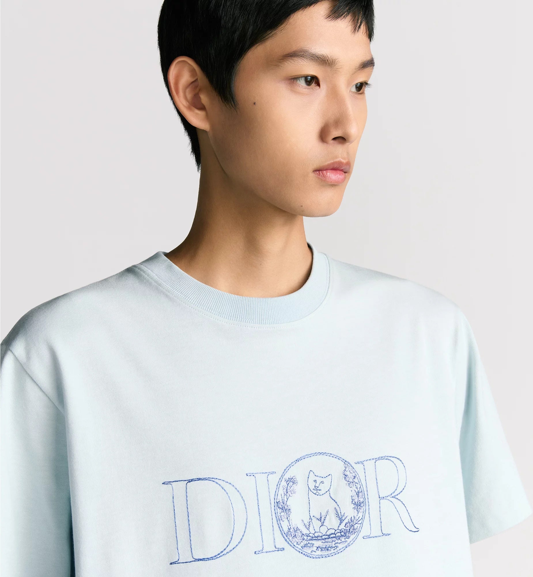 U1N45D2 Popular T-shirt