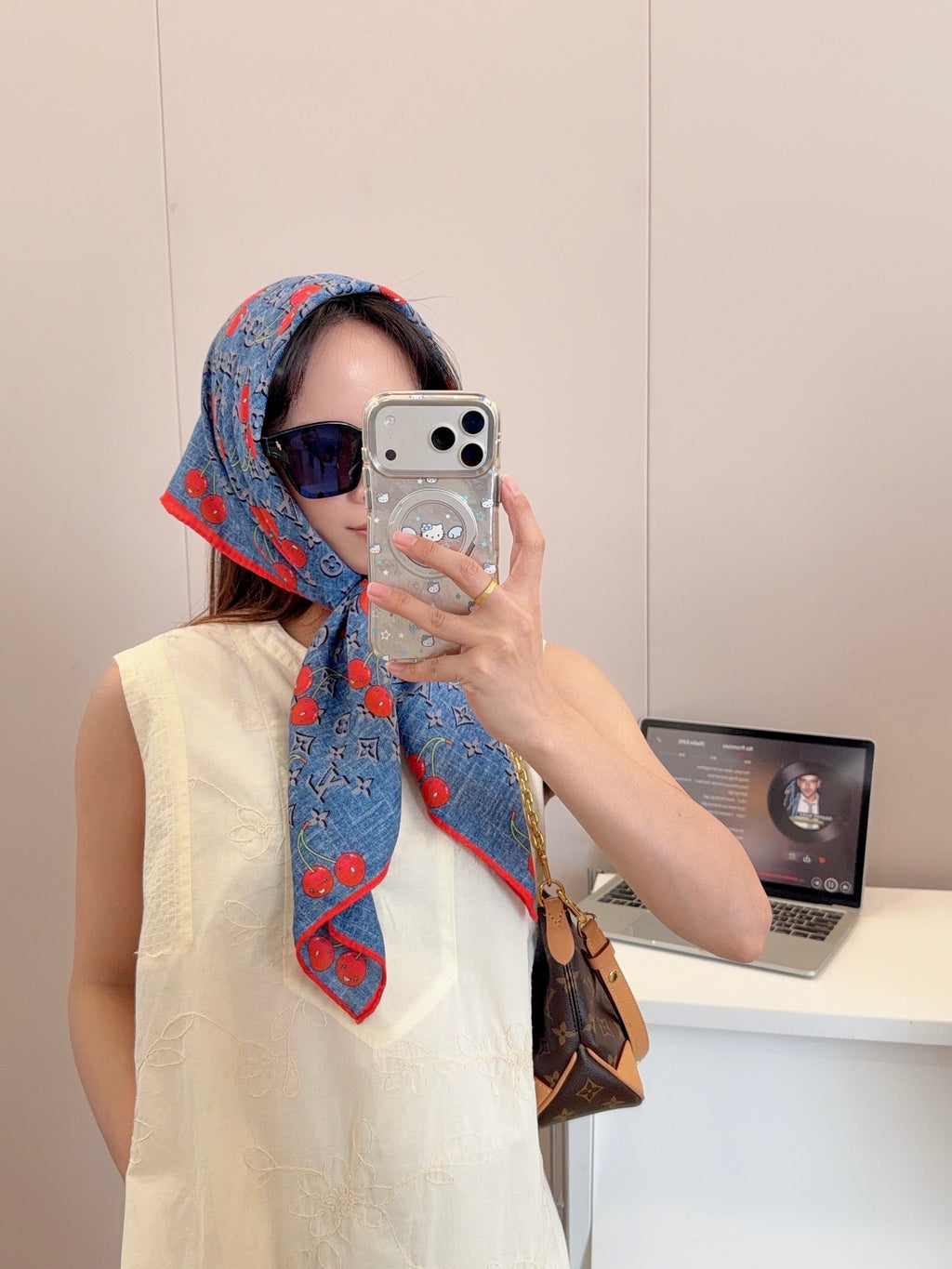 W1N36E31 Popular Silk Scarve