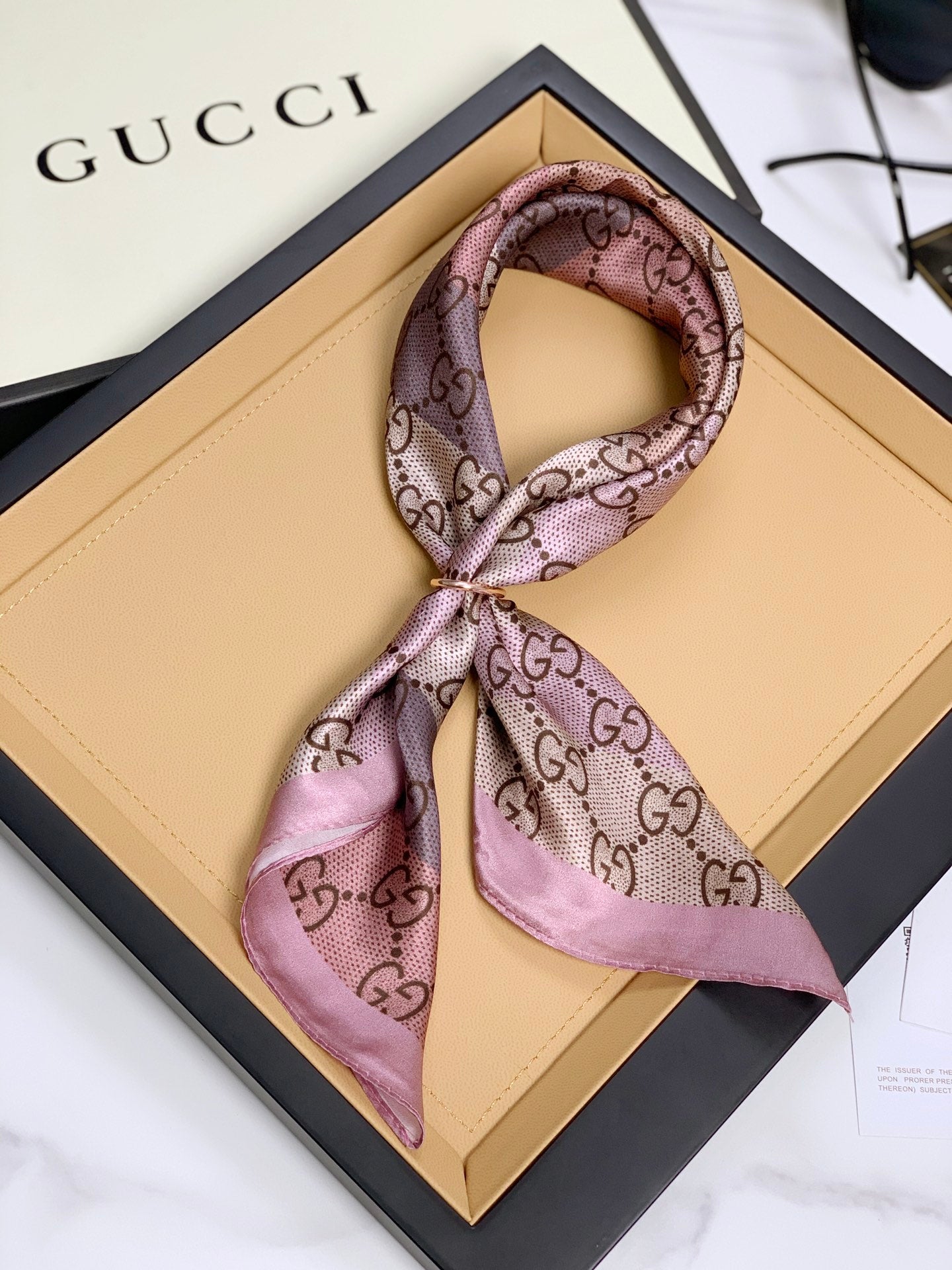W1N55C10 Popular Silk Scarve