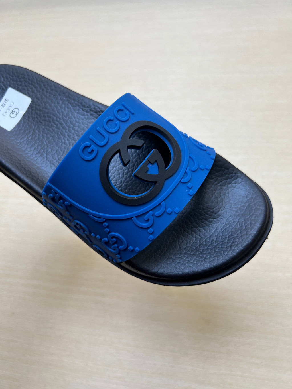Z5R66B22 Popular  Slippers
