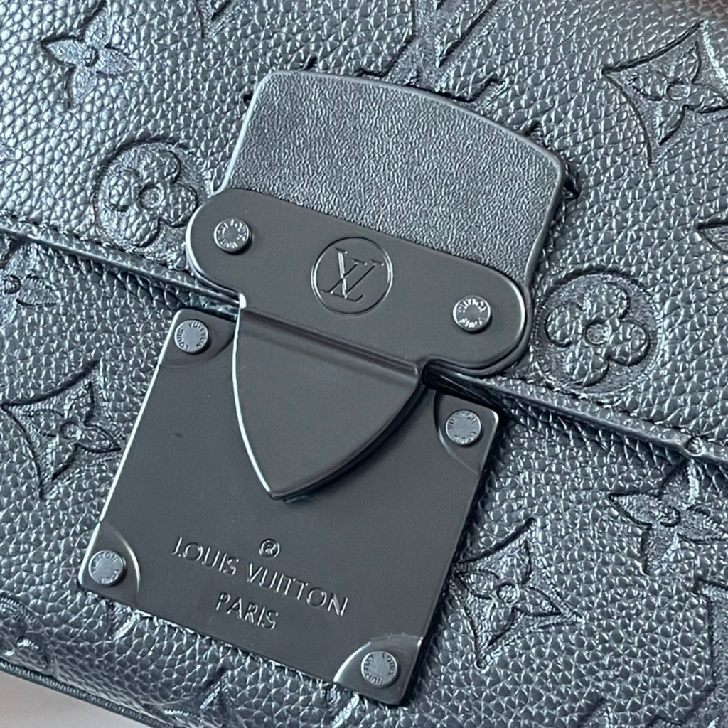 B1W15E38 Popular  leather bag