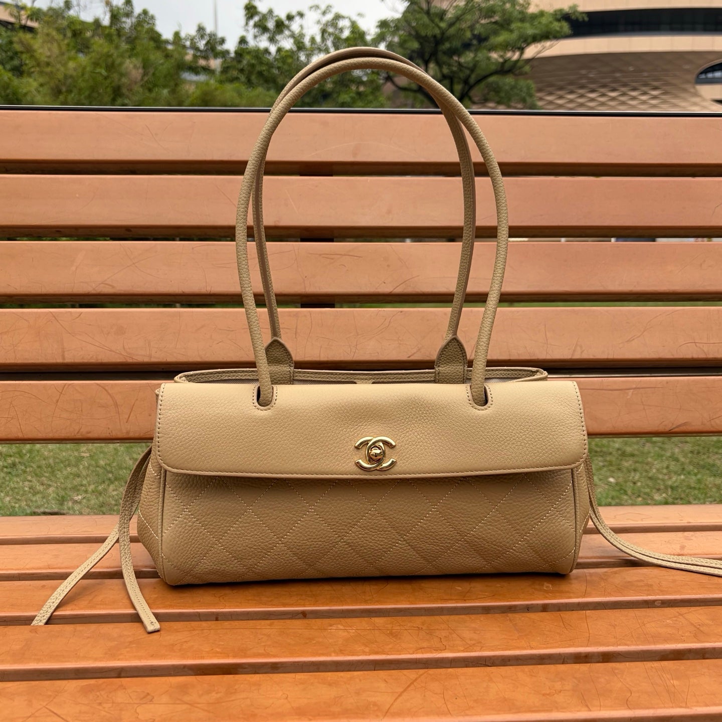 B1X66C4 Popular leather bag