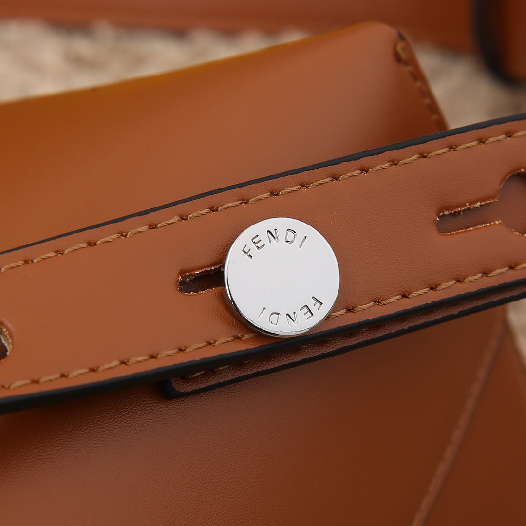 B5X111F41 Popular leather bag 
