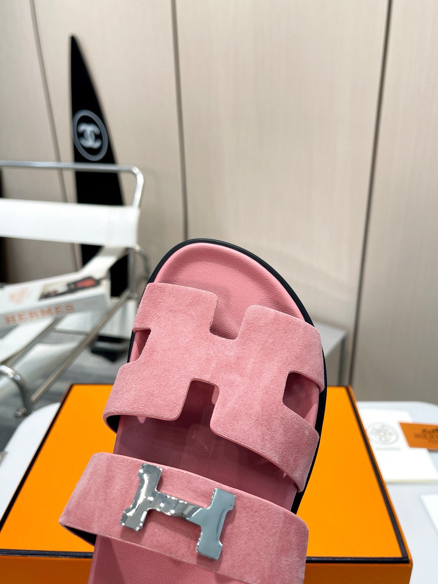 Z5R35H7  Popular Slippers shoes