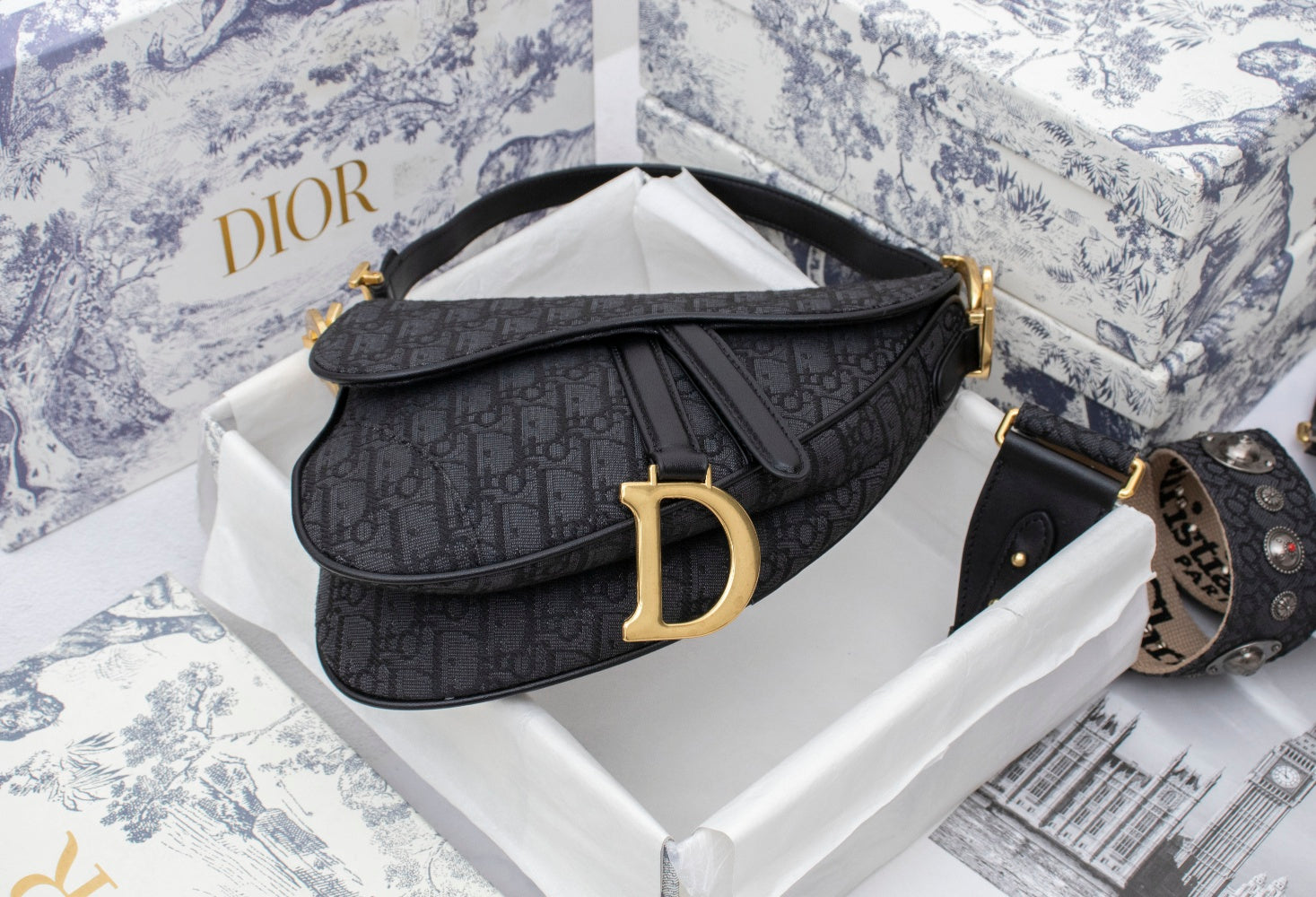 B5X111D12 Popular leather bag 