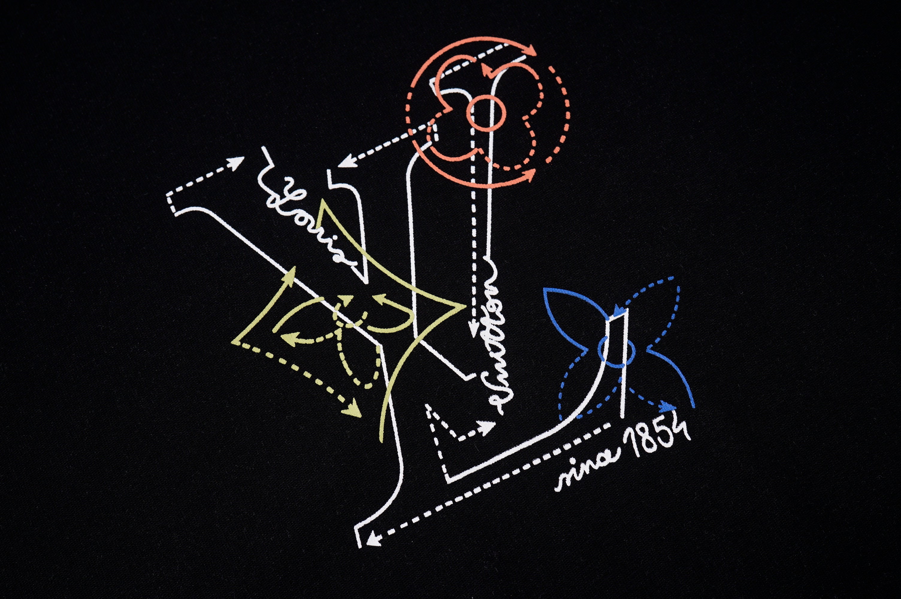 U1R45E141 Popular T-shirt
