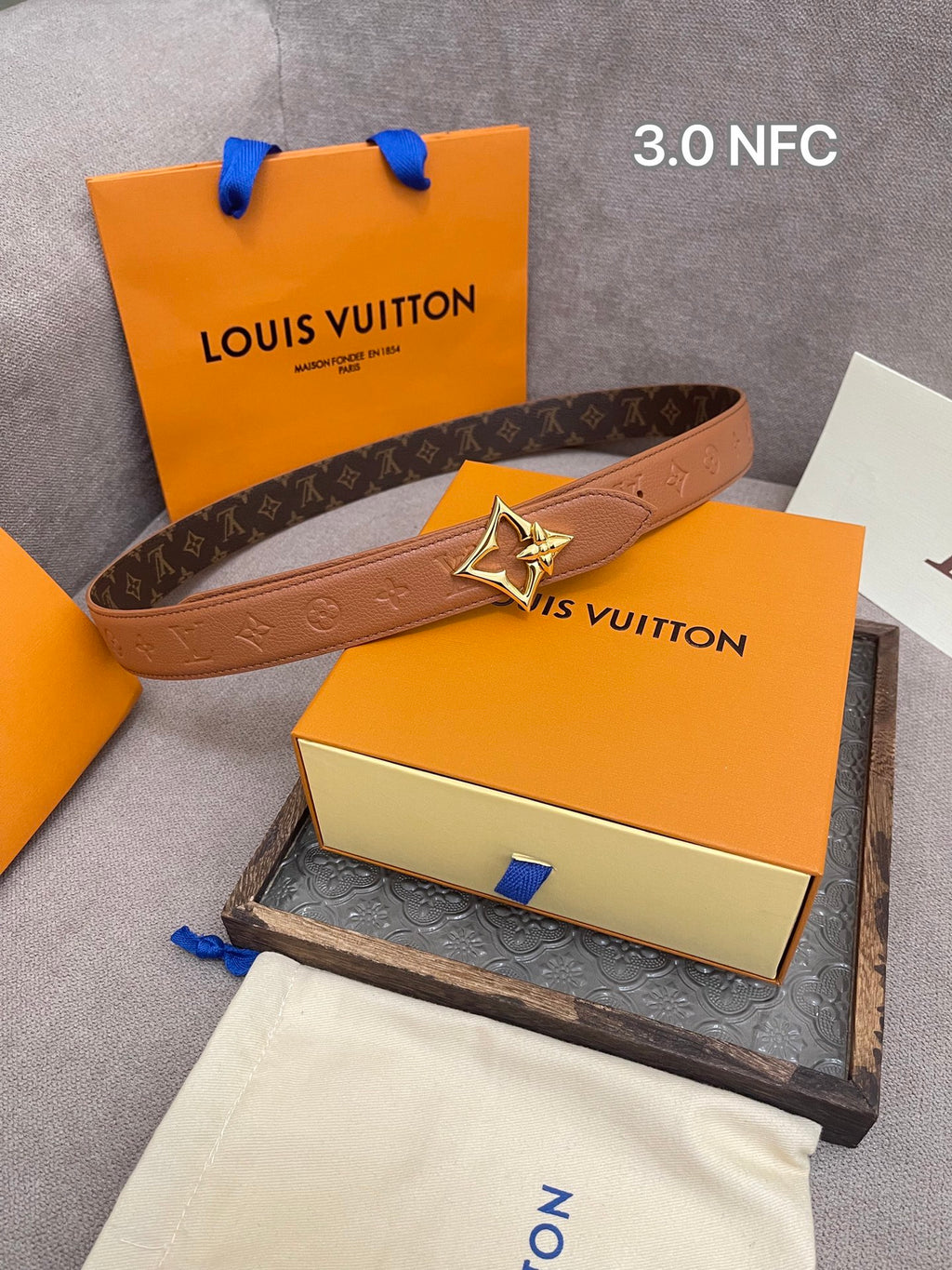P2R55E10 Popular   High quality belt With full package