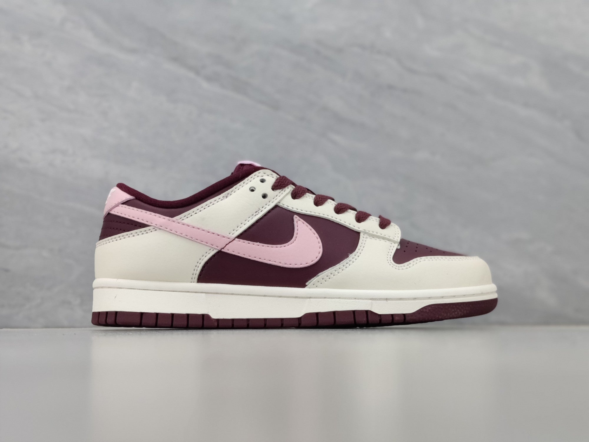 Z4Z35A38 Popular shoes (No box)