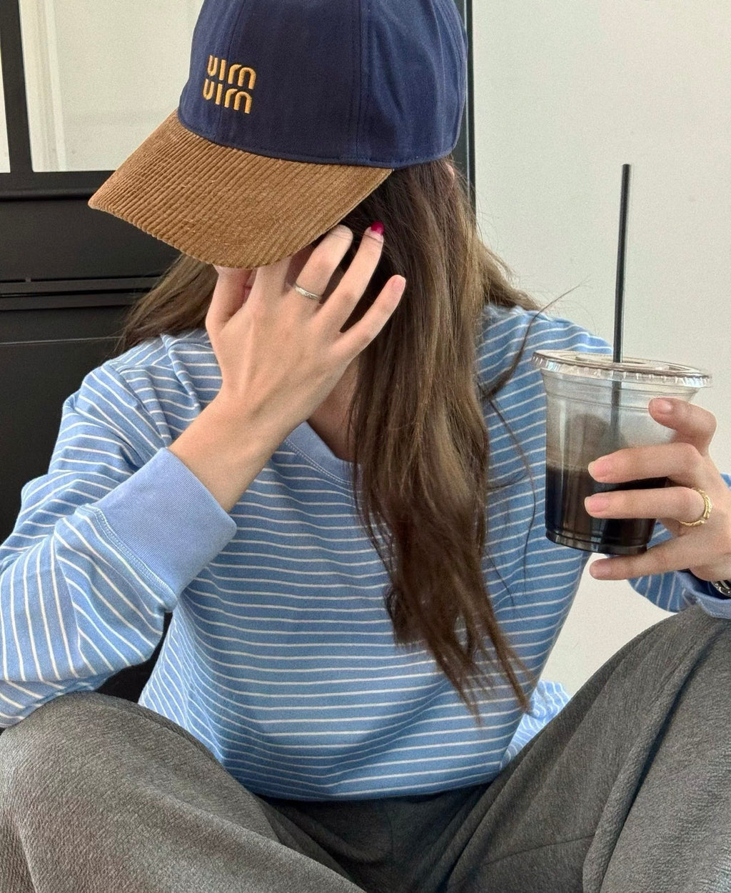 M1Q105A116 Popular hats