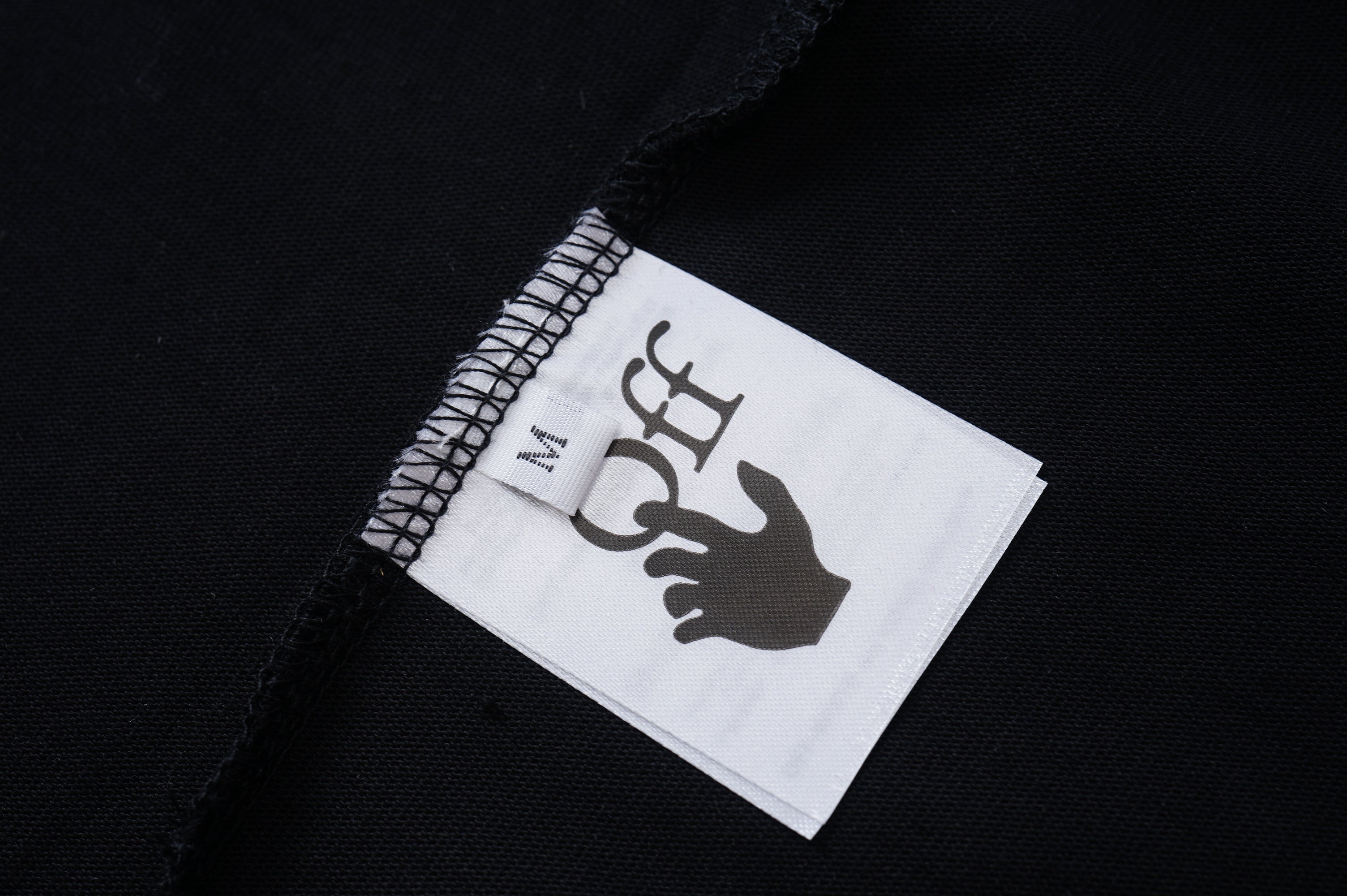 U1N65A20 Popular T-shirt