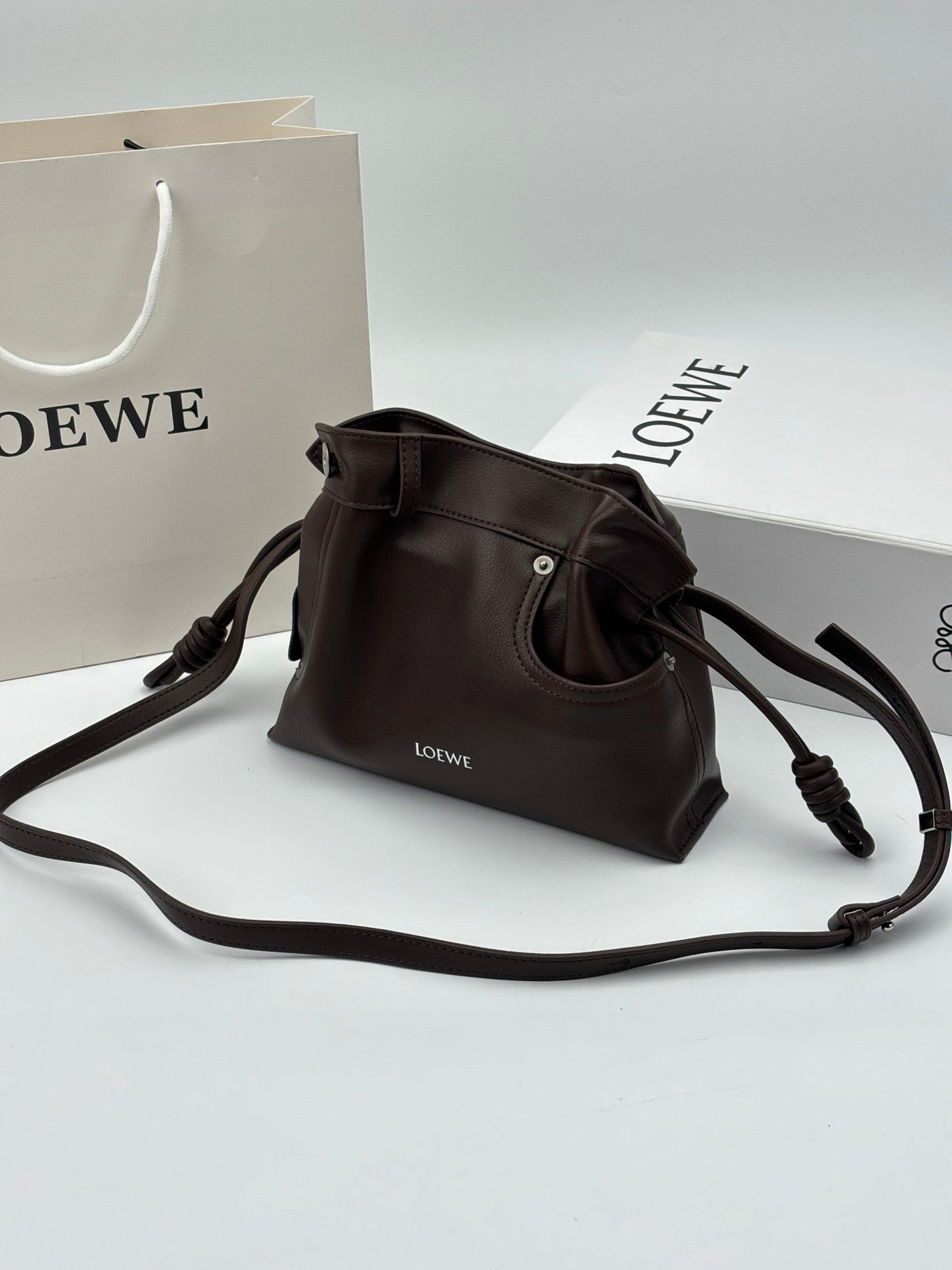 B1P36A47 Popular leather bag