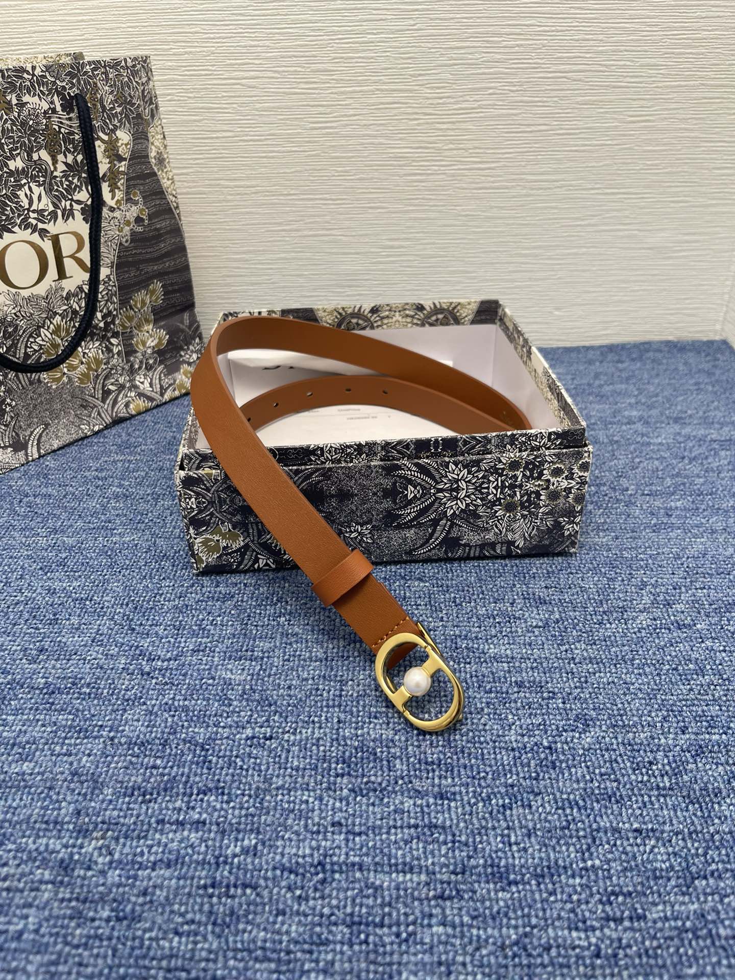 P1R55D198 Popular   High quality belt With full package