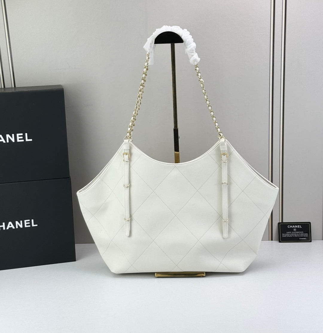 B1P46C11 Popular leather bag