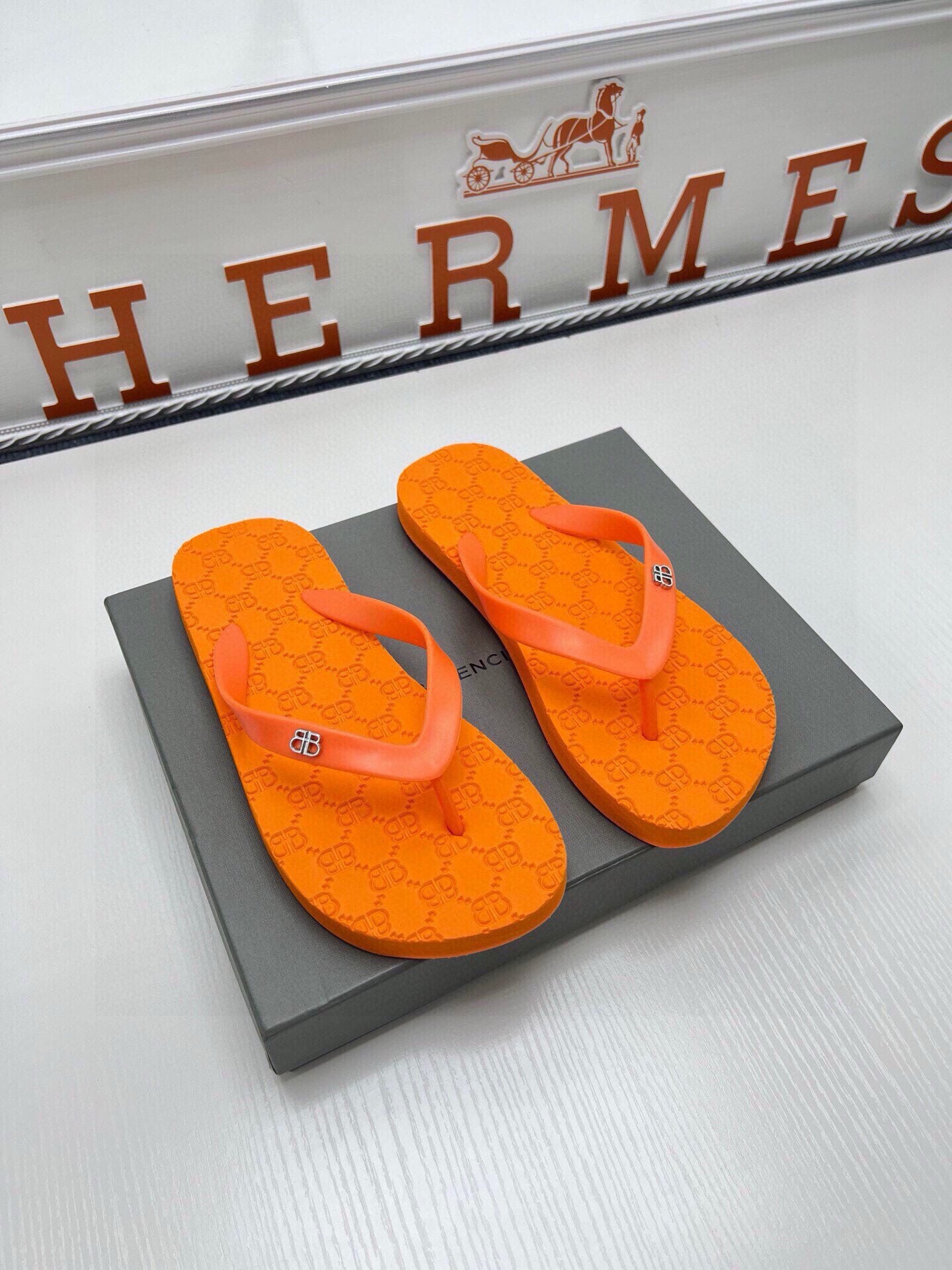 Z5Z35J297 Popular Slippers