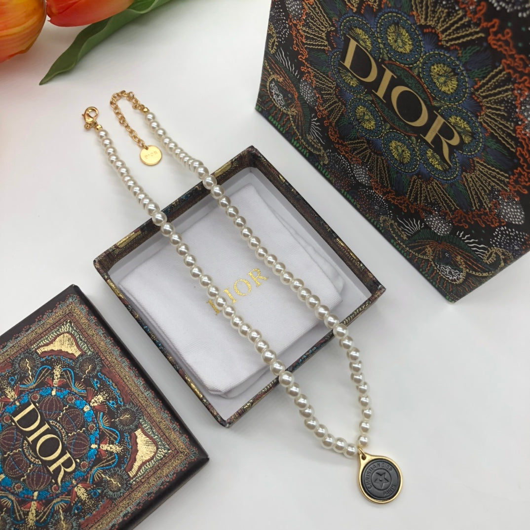 X1Q85D292X Popular Necklaces