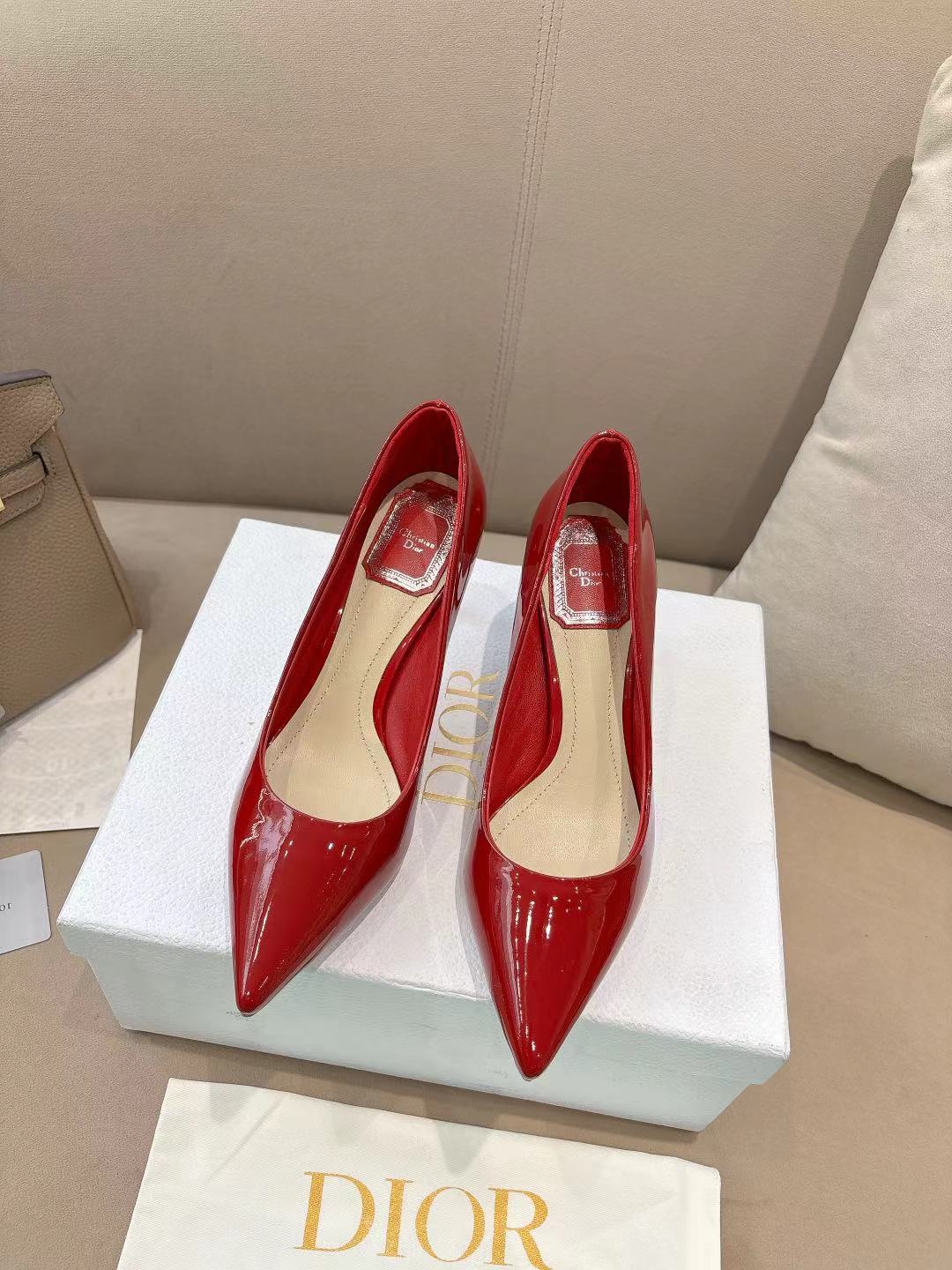 Z2Q95D125 Popular high-quality leather Shoes