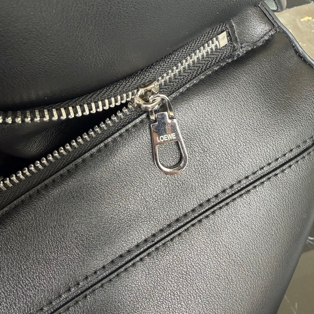 B1R66A16 Popular leather bag