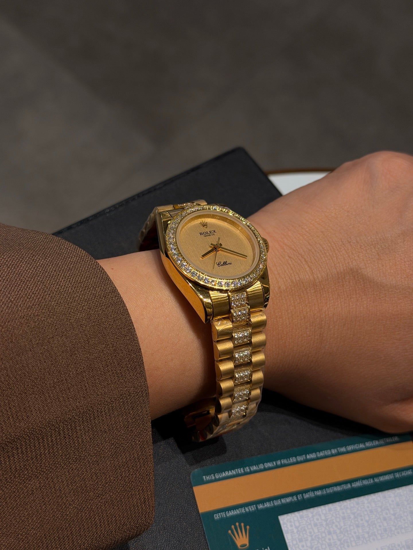 L1R36L25 Popular Watches