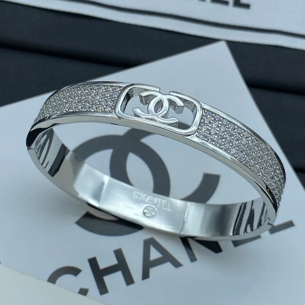 X1Z34C289K  Popular Bracelets