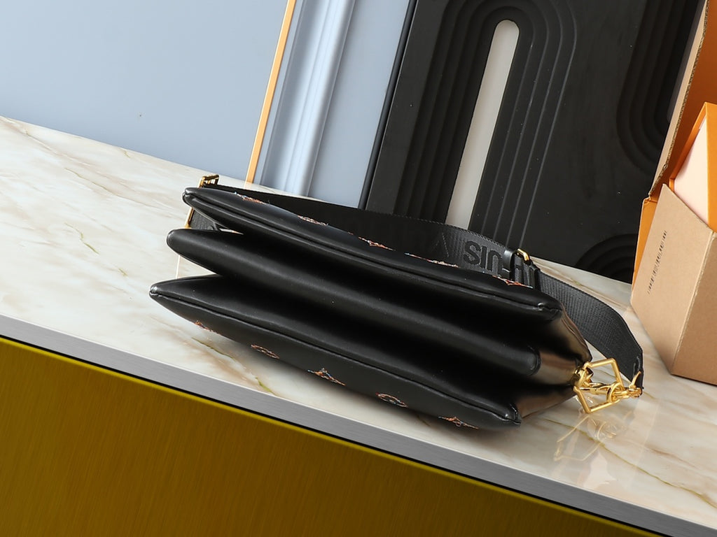 B1N55E16 Popular   leather bag