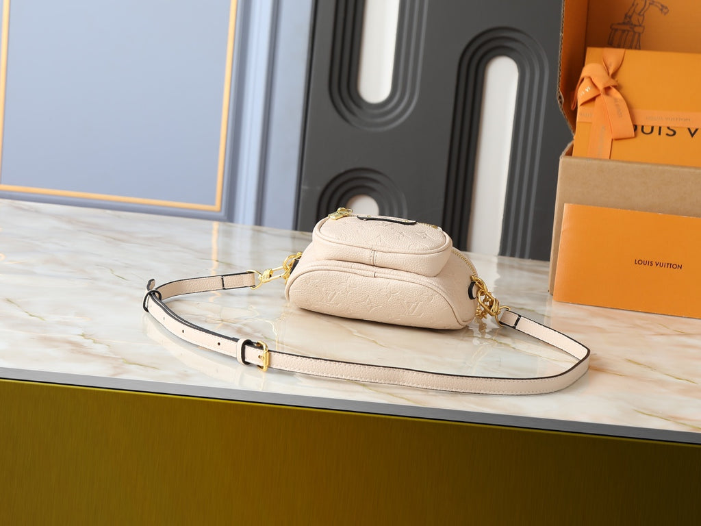 B1P46E71 Popular leather bag