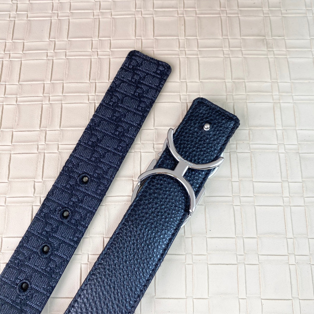P1Q64D37  Popular    High quality belt With full package