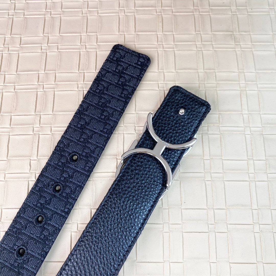 P1Q64D37  Popular    High quality belt With full package