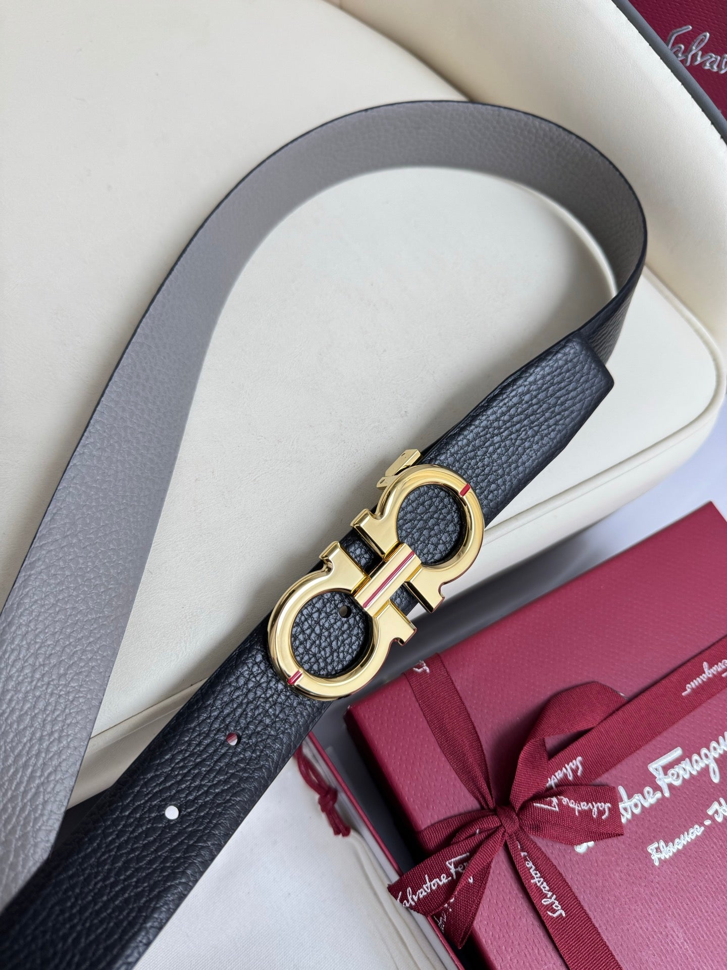 P1Q115A55 Popular High quality belt With full package
