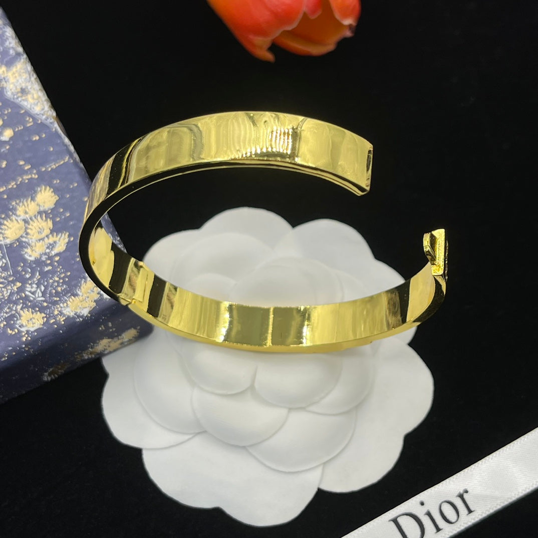 X1Z94D673K  Popular Bracelets