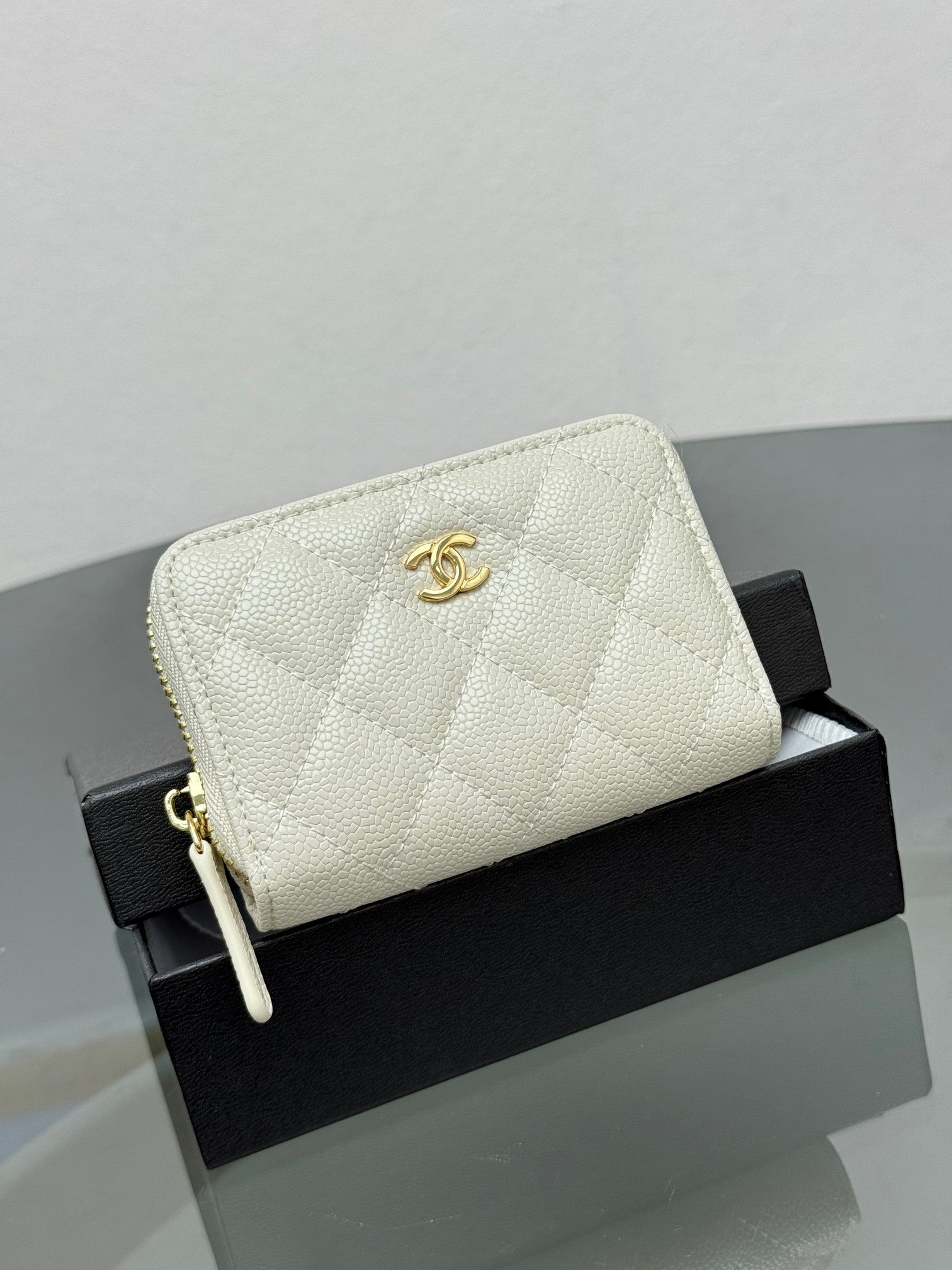 B1N36C10 Popular leather Wallets