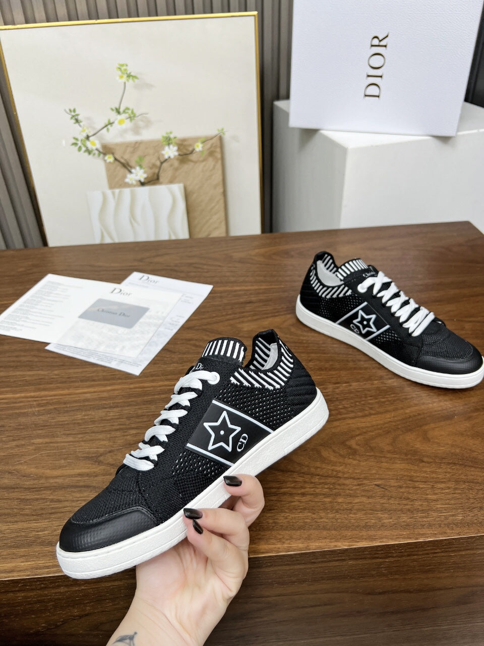 Z2Q105D310 Popular high-quality Shoes