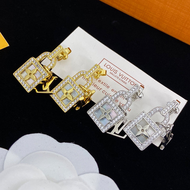 X1Z95E59E Popular Earrings
