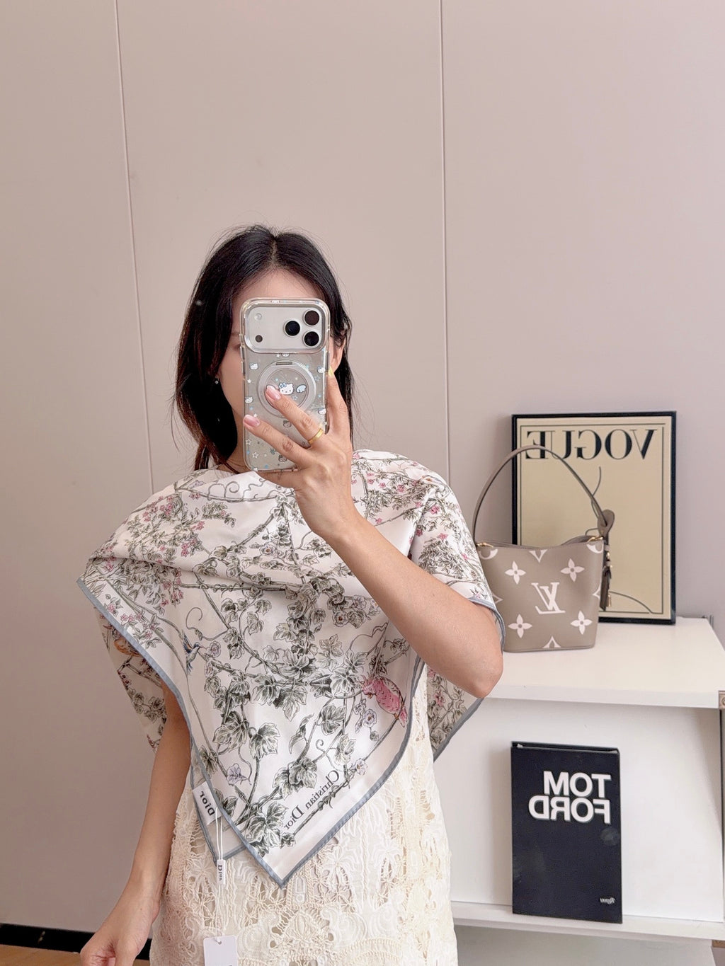 W1N36D19 Popular Silk Scarve