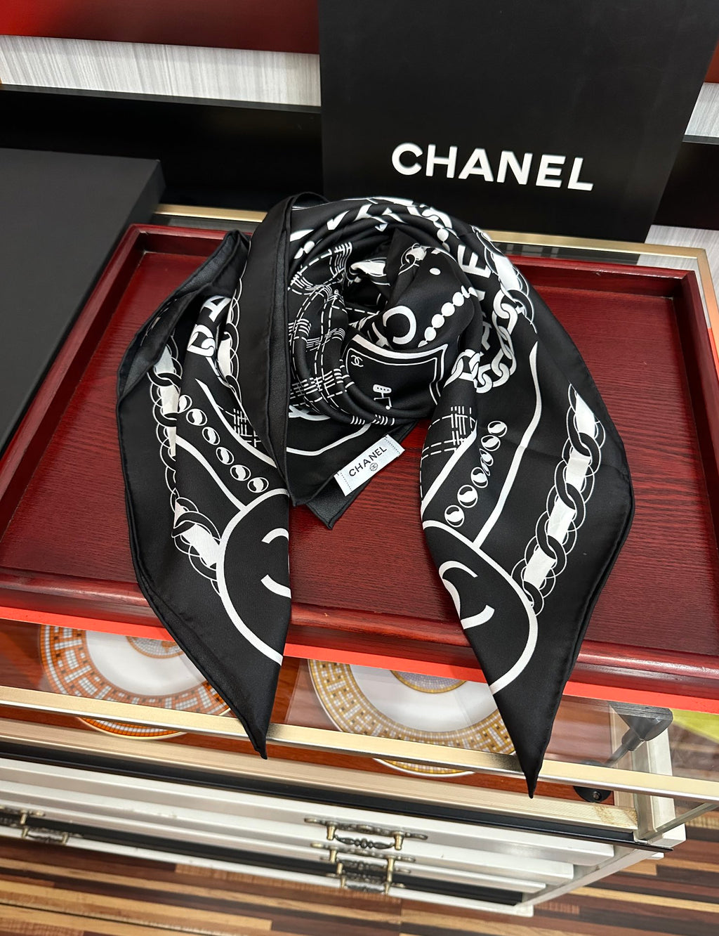W1N55C60 Popular Silk Scarve