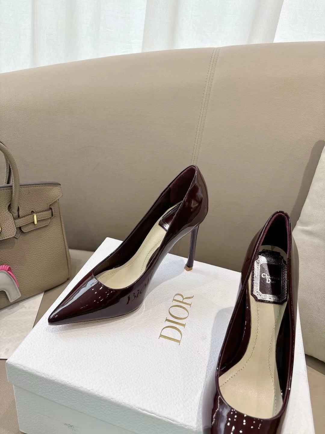 Z2Q95D124 Popular high-quality leather Shoes